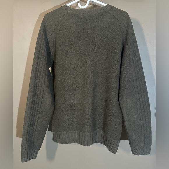 Men’s Burton wool sweater, Medium - Picture 2 of 4